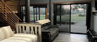Secluded Getaway – Cabin & Barn Stay
7 minutes from beautiful Valla beach