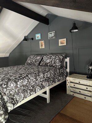 3 soverom, strykejern/-brett, wi-fi (inkludert) og sengetøy