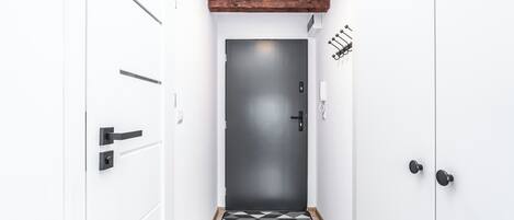 Studio | Setrika/meja setrika