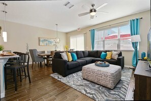 公寓 | 4 間臥室、網路服務