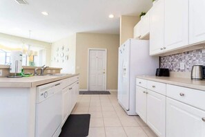 House | 4 bedrooms, Internet - Lakeview 4Bd Family Villa w Pool Bella Vida Resort (Kissimmee)