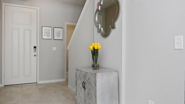 House - Modern 4BR Townhome Near Disney in Gated Resort (Kissimmee)
