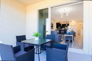 Ferienhaus | 2 Schlafzimmer, Schreibtisch, Internetzugang