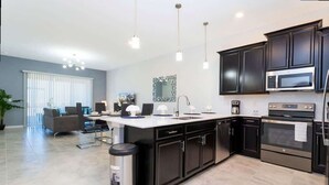 Unclassified image, 2 of 39, button - Chic 2Bd Family Retreat With Free Waterpark (Davenport)