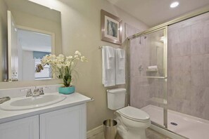House | 4 bedrooms, Internet