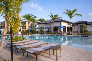 Apartemen | 3 kamar tidur dan internet