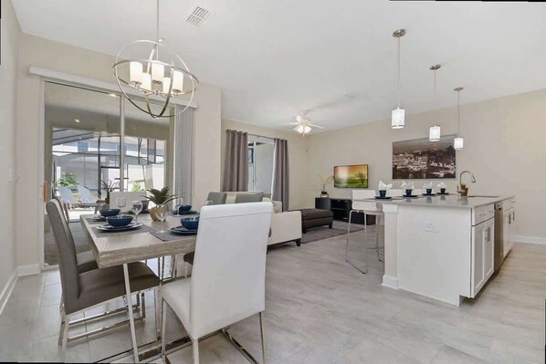 Apartment - Bright 4Bd With Pool Resort Perks Near Disney (Kissimmee)