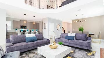 Villa | 5 bedrooms, Internet