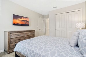 Apartment | 4 bedrooms, Internet - Resort 4Bd Townhome w Gameroom Patio Near Disney (Kissimmee)