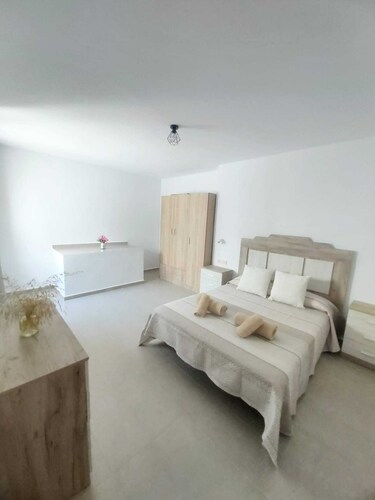 DUPLEX GRACIA APARTMENT WITH COMMUNAL POOL