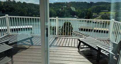 Here comes the Sun!
4-bedroom villa in enchanting Morley with AC