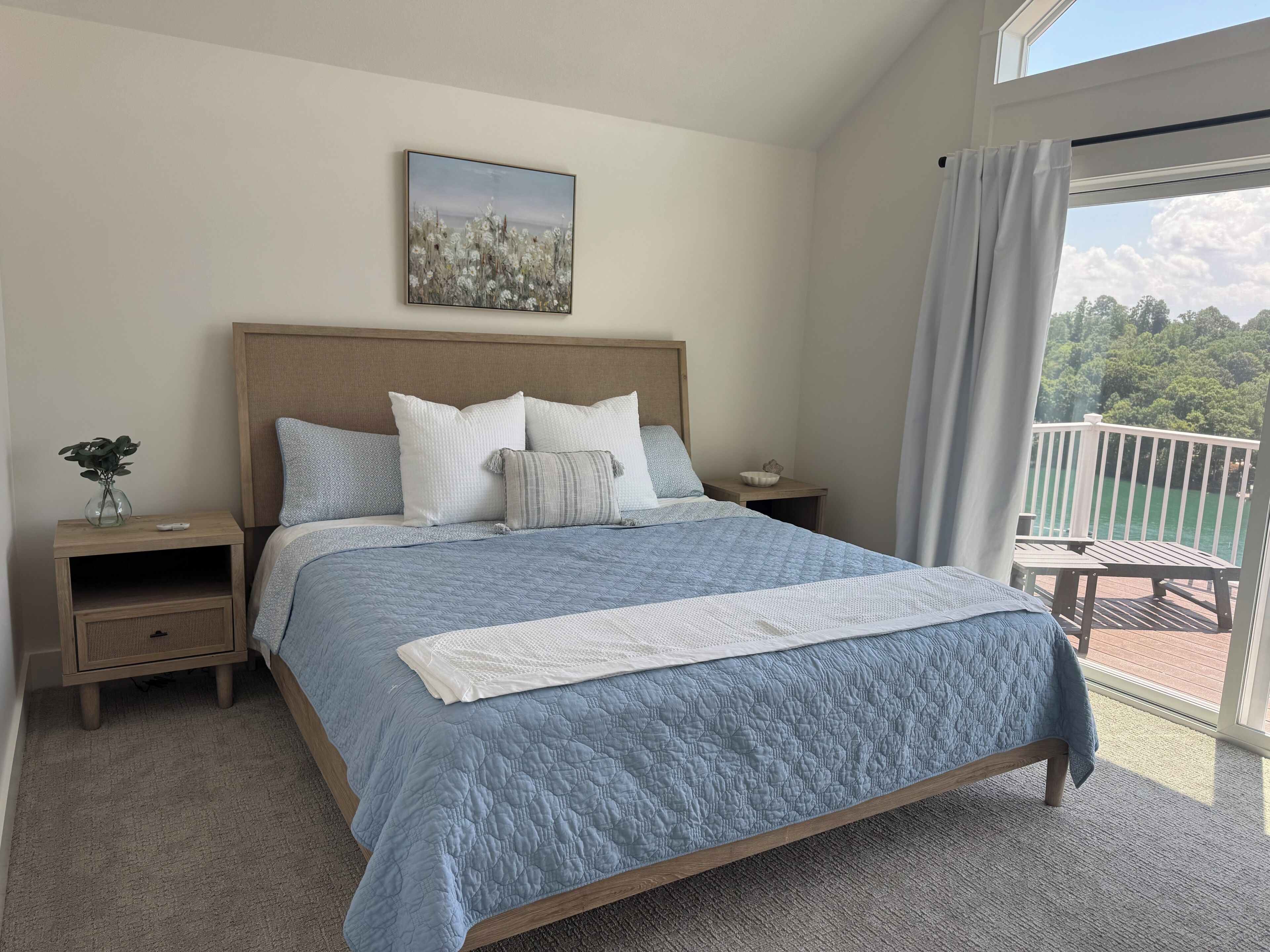 4 bedrooms, free WiFi, bed sheets