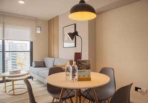 House - w Enchanting 1BR w Balcony in San Isidro (Lima)