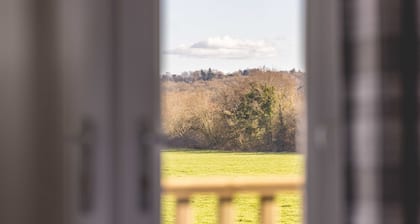 Spacious 6 Bedroom House in Maidenhead/ Windsor