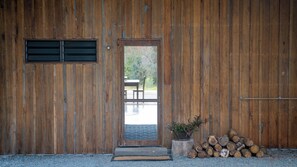 Property grounds - Never Never Cabin (Gleniffer)