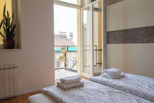 Bügeleisen/Bügelbrett, WLAN, Bettwäsche