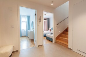 3 chambres, fer et planche à repasser, lit parapluie, Wi-Fi