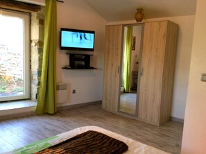 1 Schlafzimmer, Bügeleisen/Bügelbrett, Internetzugang, Bettwäsche