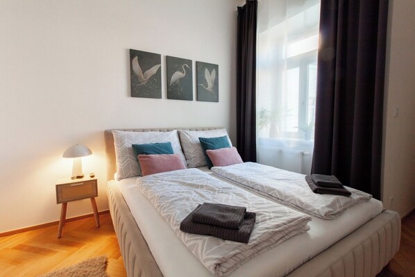 1 bedroom, iron/ironing board, travel cot, WiFi