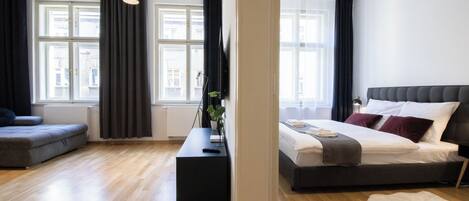 1 bedroom, iron/ironing board, travel cot, WiFi