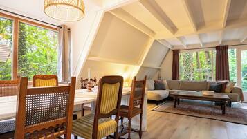 Bungalow | Living area