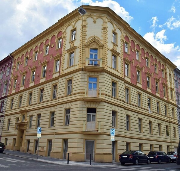 Exterior - Small and very cute flat in Prague near Letna and Stromovka park and with... (Praha 7)