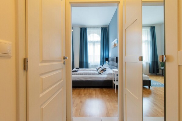 Iron/ironing board, travel crib, WiFi, bed sheets