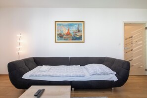 1 habitación, tabla de planchar con plancha, cuna de viaje y wifi 
