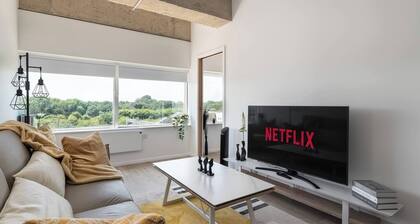 The Yellow Corporate Suite