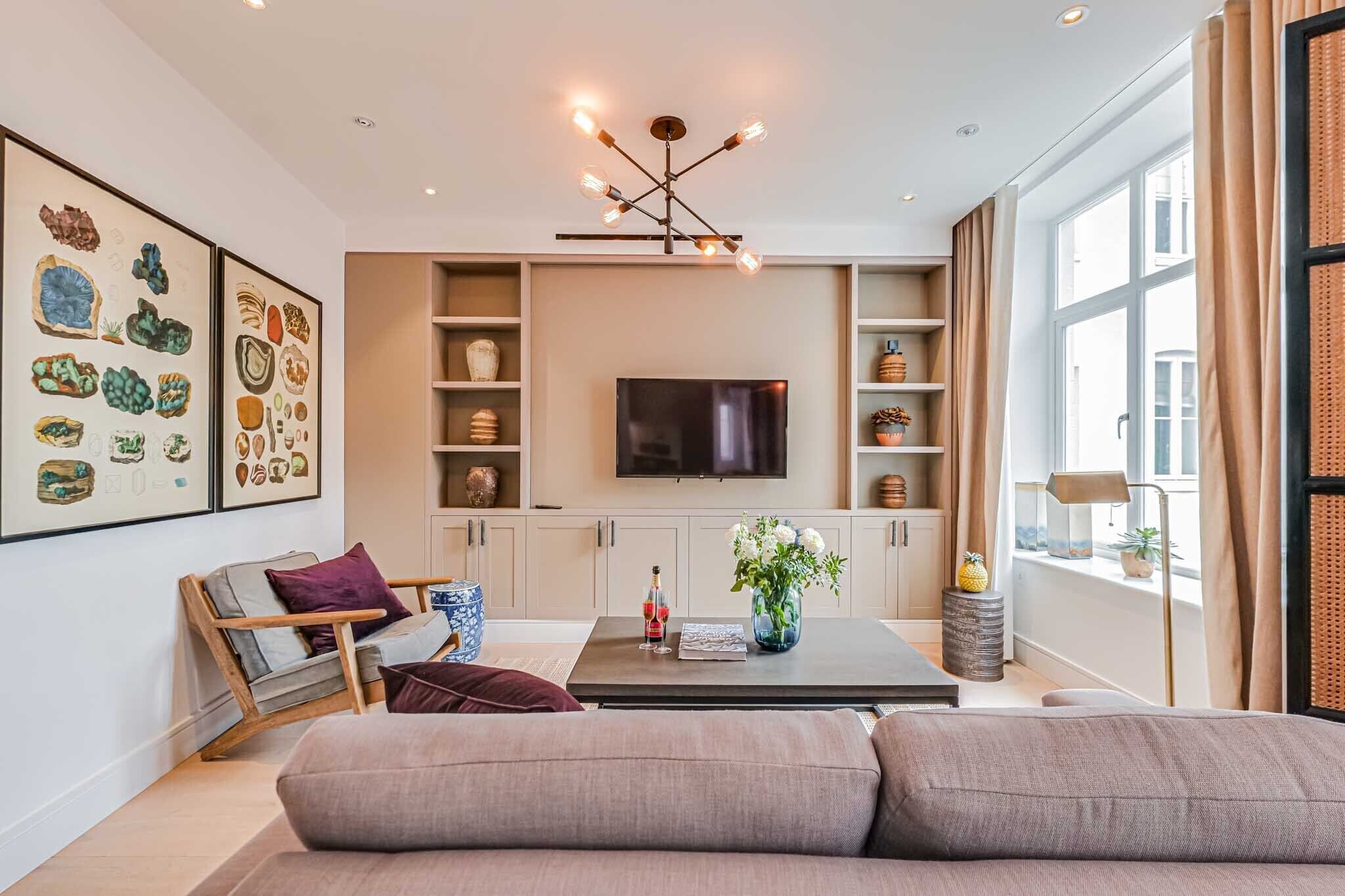 2 Bedrooms Luxury | Lounge