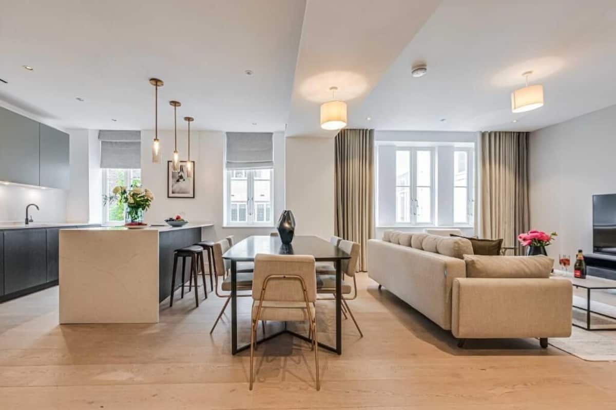 Superior Apartment, Ensuite | Lounge