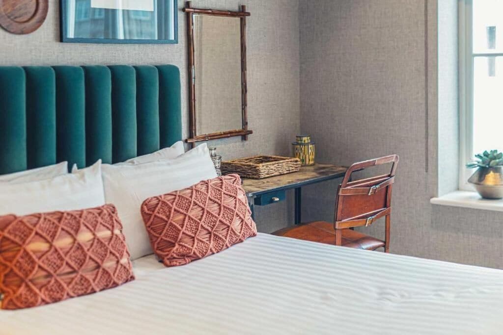 Family Apartment, Ensuite, City View | Desk, laptop workspace, soundproofing, iron/ironing board