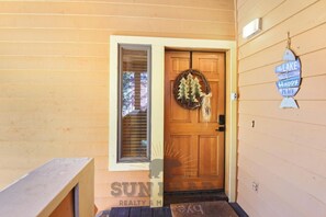 Exterior detail - Cozy Mountain Retreat in Incline Village (MC249) (Incline Village)