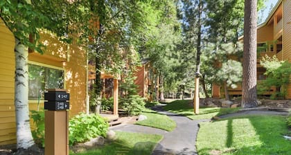 Cozy Mountain Retreat in Incline Village (MC249)