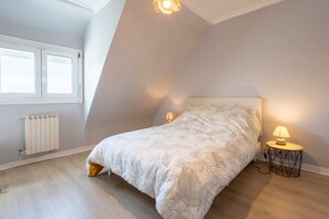 2 Schlafzimmer, Bügeleisen/Bügelbrett, WLAN, Bettwäsche
