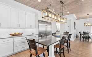Dining - 5BR Home w/ private heated pool, golf cart, near 30A! (Santa Rosa Beach)
