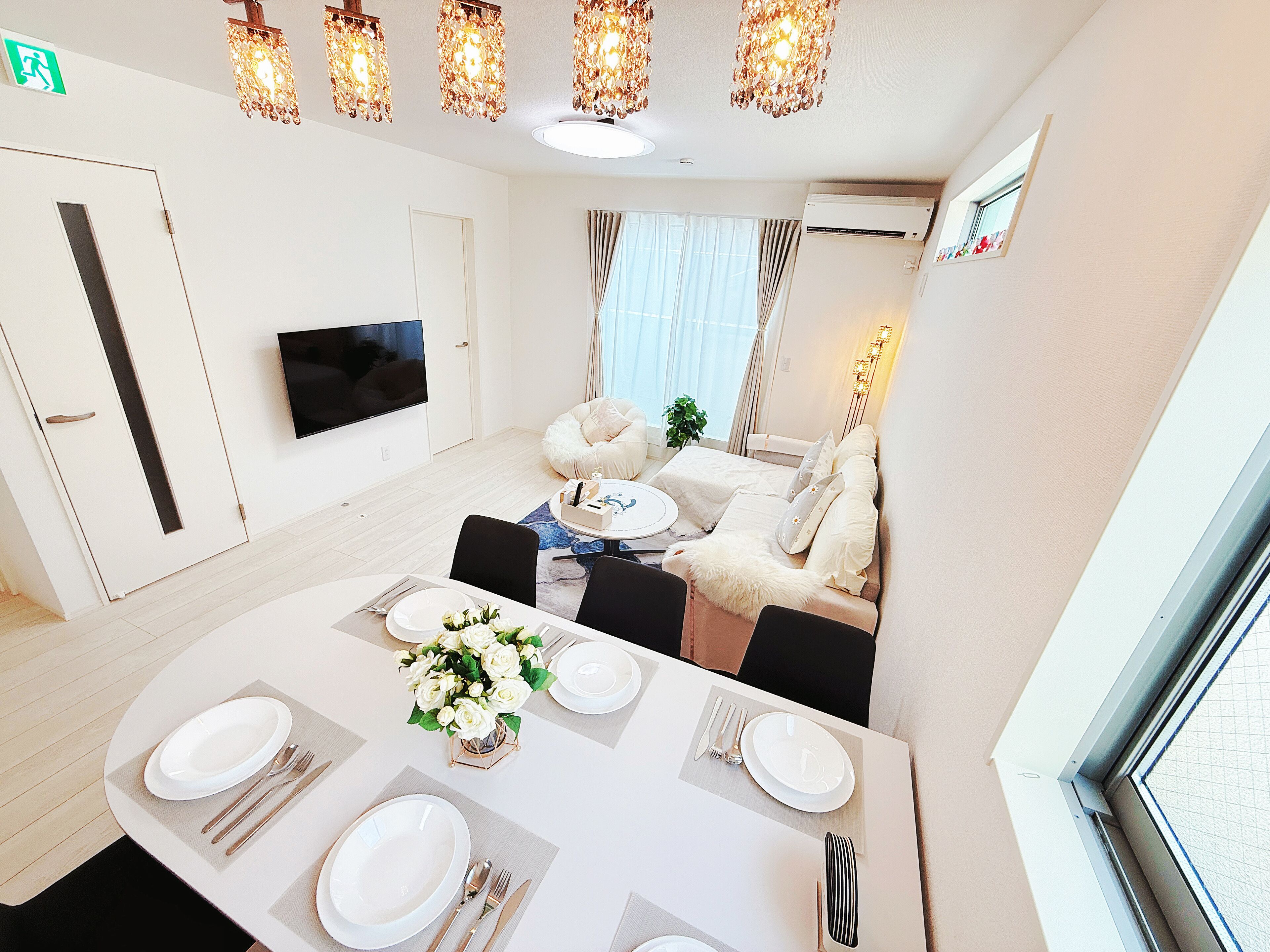Newly Built House / Free Parking / Direct To Disney & Airport / 12 Pax / 3br - Tokio