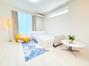 3 bedrooms, iron/ironing board, free WiFi, bed sheets