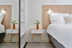 2 chambres, fer et planche à repasser, Wi-Fi, draps fournis