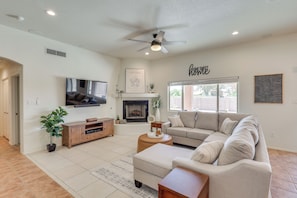 House (3 Bedrooms) | Interior