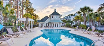 Tee Off & Unwind By Pool: Myrtle Beach Condo