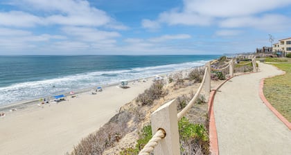 Resort Perks, Ocean Access: Solana Beach Townhome!