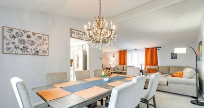 Deck & Seasonal Pool: Spacious Home Near Buffalo!