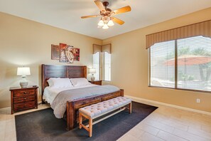 House (4 Bedrooms) | Interior