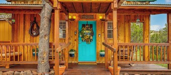 Quiet Eagar Retreat Near Lakes, Hiking & Hunting!