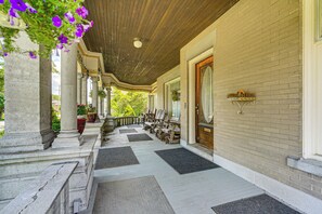 Interior - Victorian Home 2 Mi to Seneca Allegany Casino! (Salamanca)