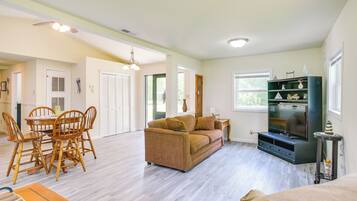 House (1 Bedroom) | Interior
