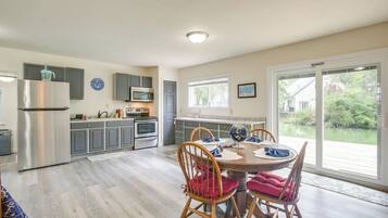 Apartment (0 Bedroom) | Interior