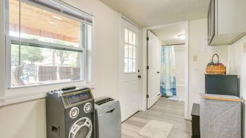 Apartment (0 Bedroom) | Interior