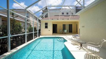 House | 5 bedrooms, Internet